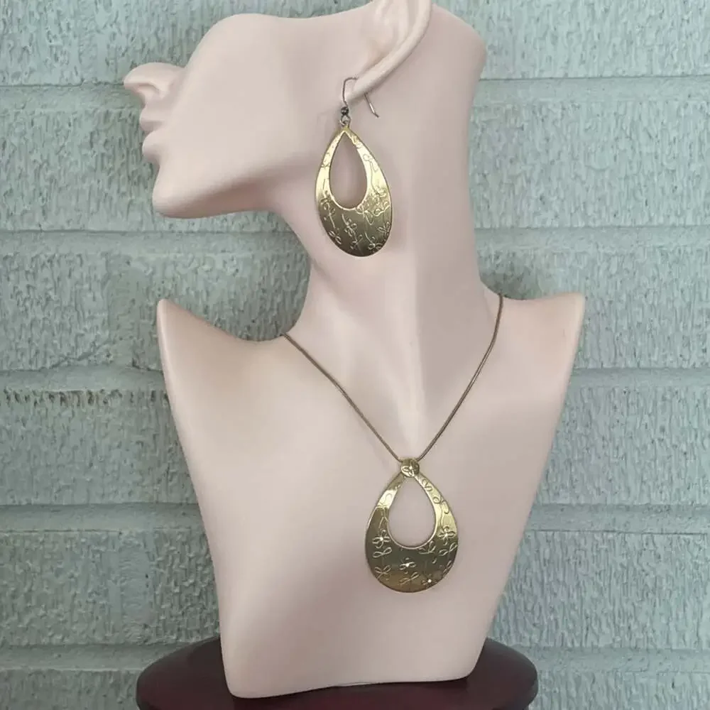Brighton Diva Daisy Gold Tone & Crystal Pendent Necklace & Earrings Set 20" - Picture 3 of 14